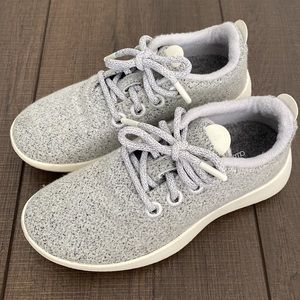 Women’s Allbirds Wool Runner Mizzle - 6 - Dapple Grey (Cream)